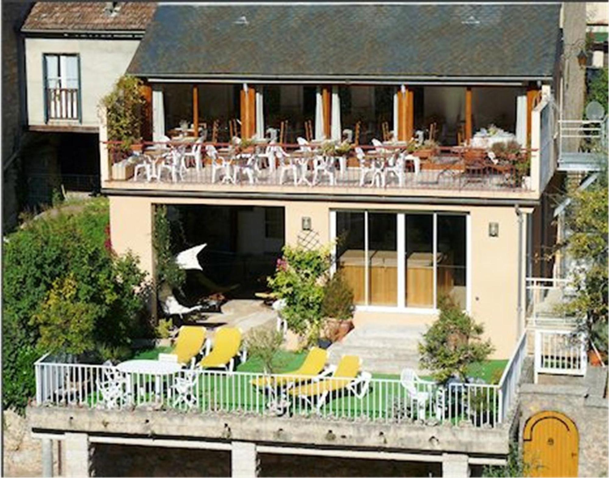Hotel Doussiere - Restaurant L'Alicanta Le Rozier Exterior foto